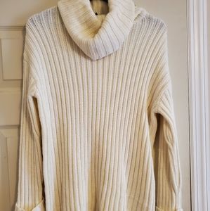 Cowlneck Oversized Sweater In White
